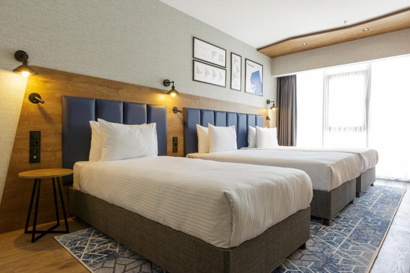Ramada Encore By Wyndham Istanbul Arnavutkoy Exterior foto